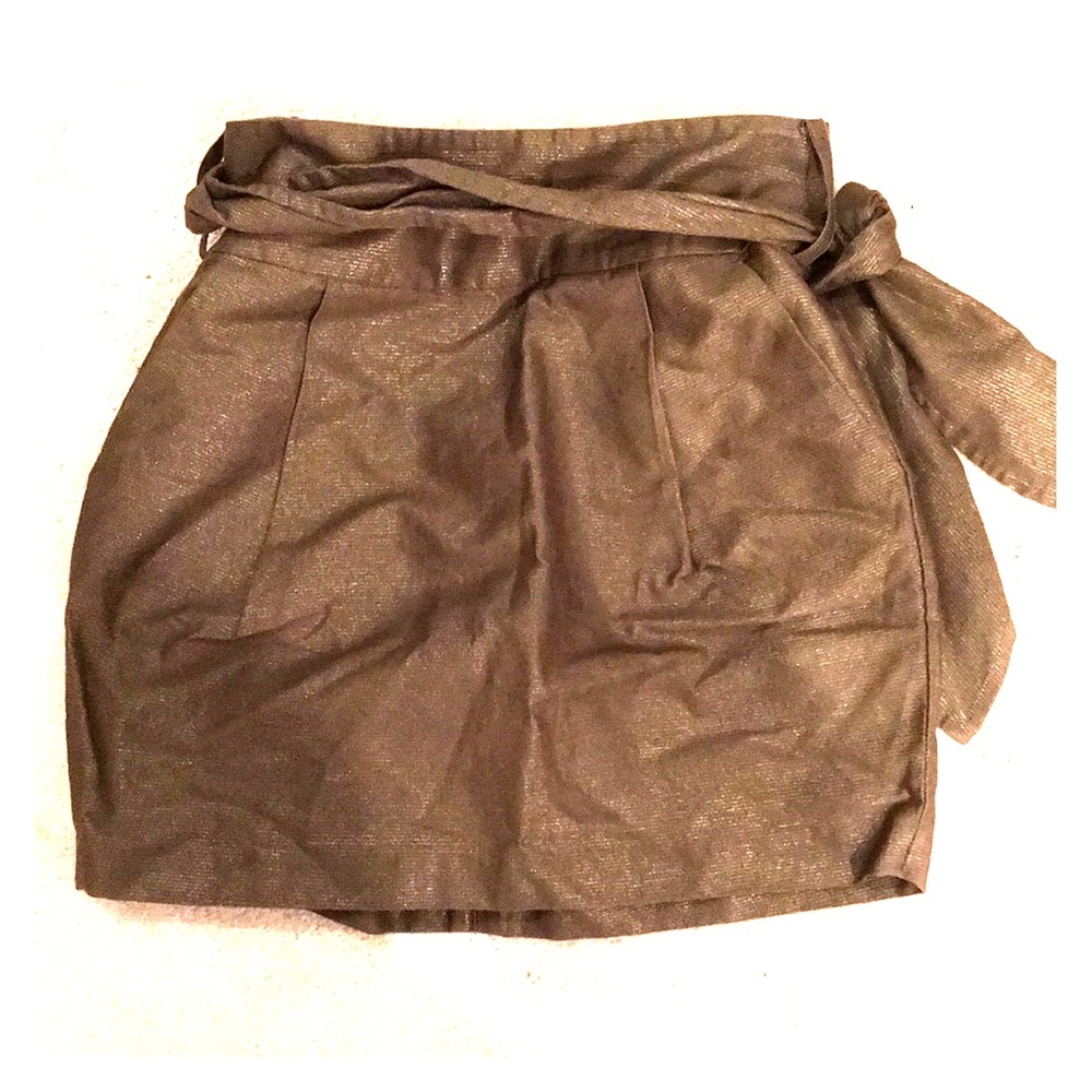 Armani Exchange Skirt: festive Size 0, never worn